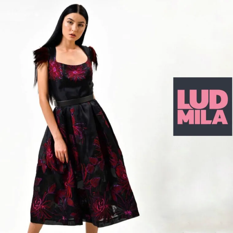 FASHION LUDMILA